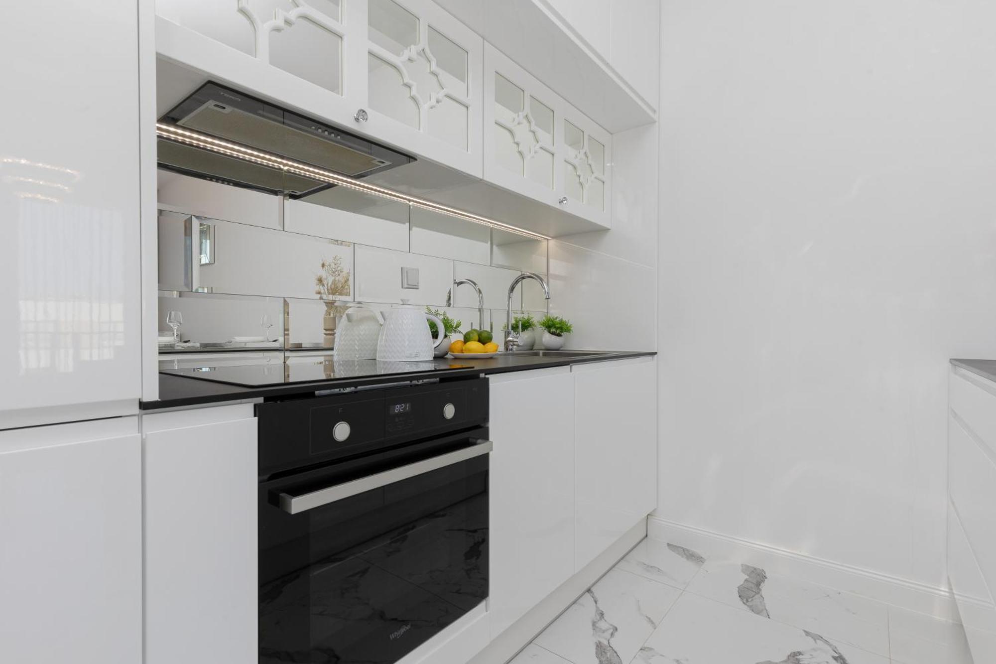 Elegant Apartments With Balcony & Parking Warsaw By Noclegi Renters Exterior foto