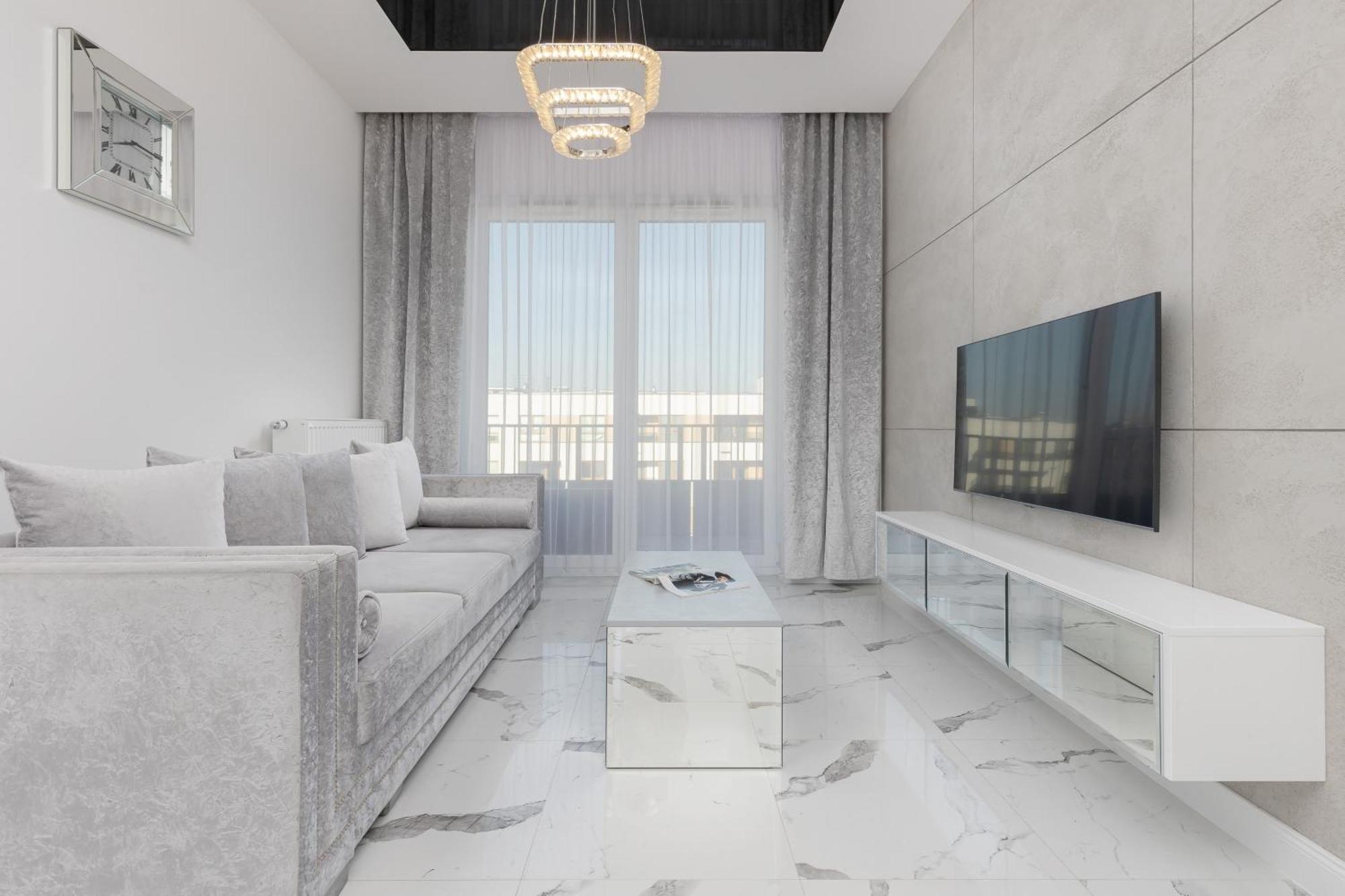 Elegant Apartments With Balcony & Parking Warsaw By Noclegi Renters Exterior foto