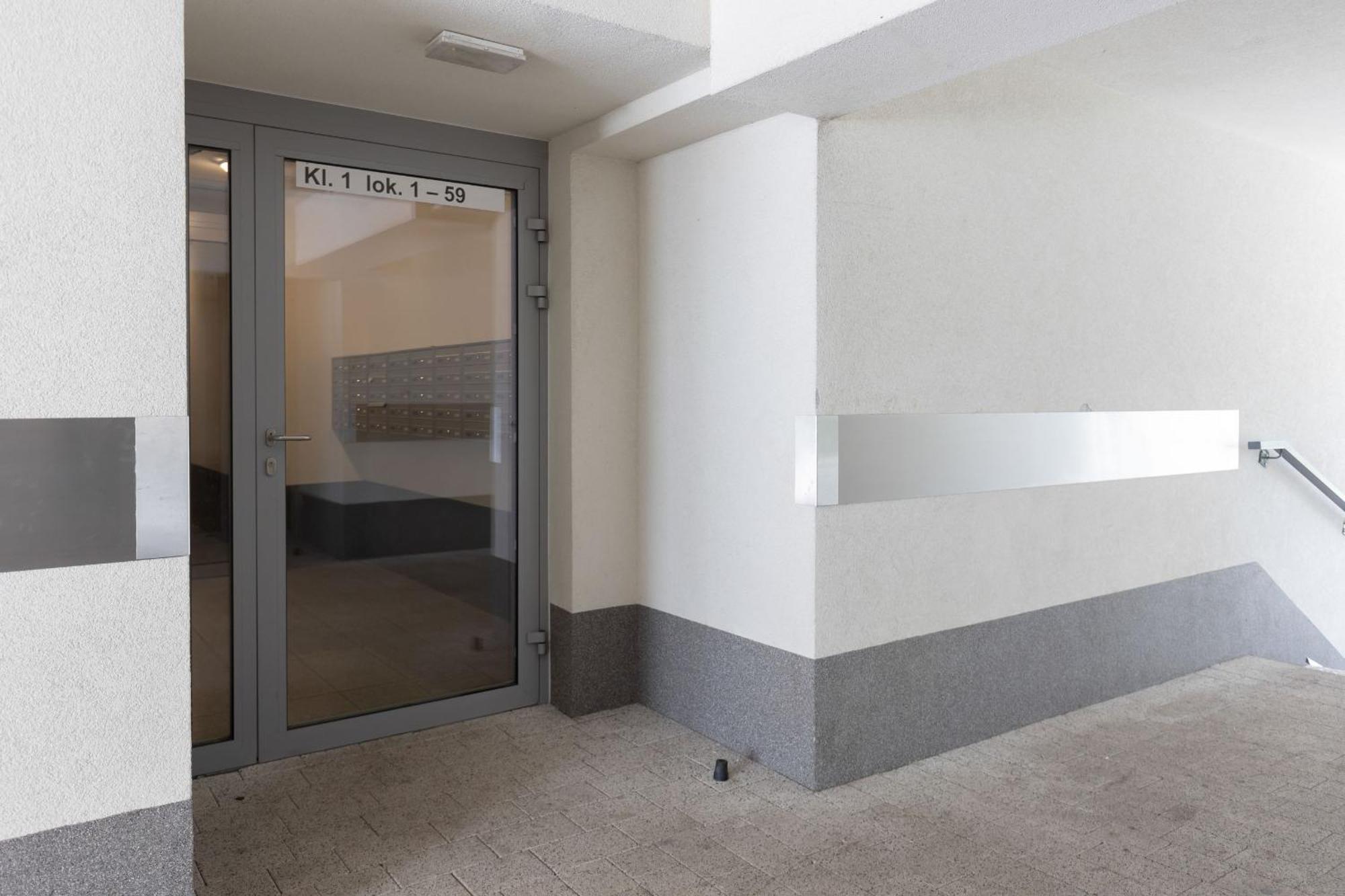Elegant Apartments With Balcony & Parking Warsaw By Noclegi Renters Exterior foto